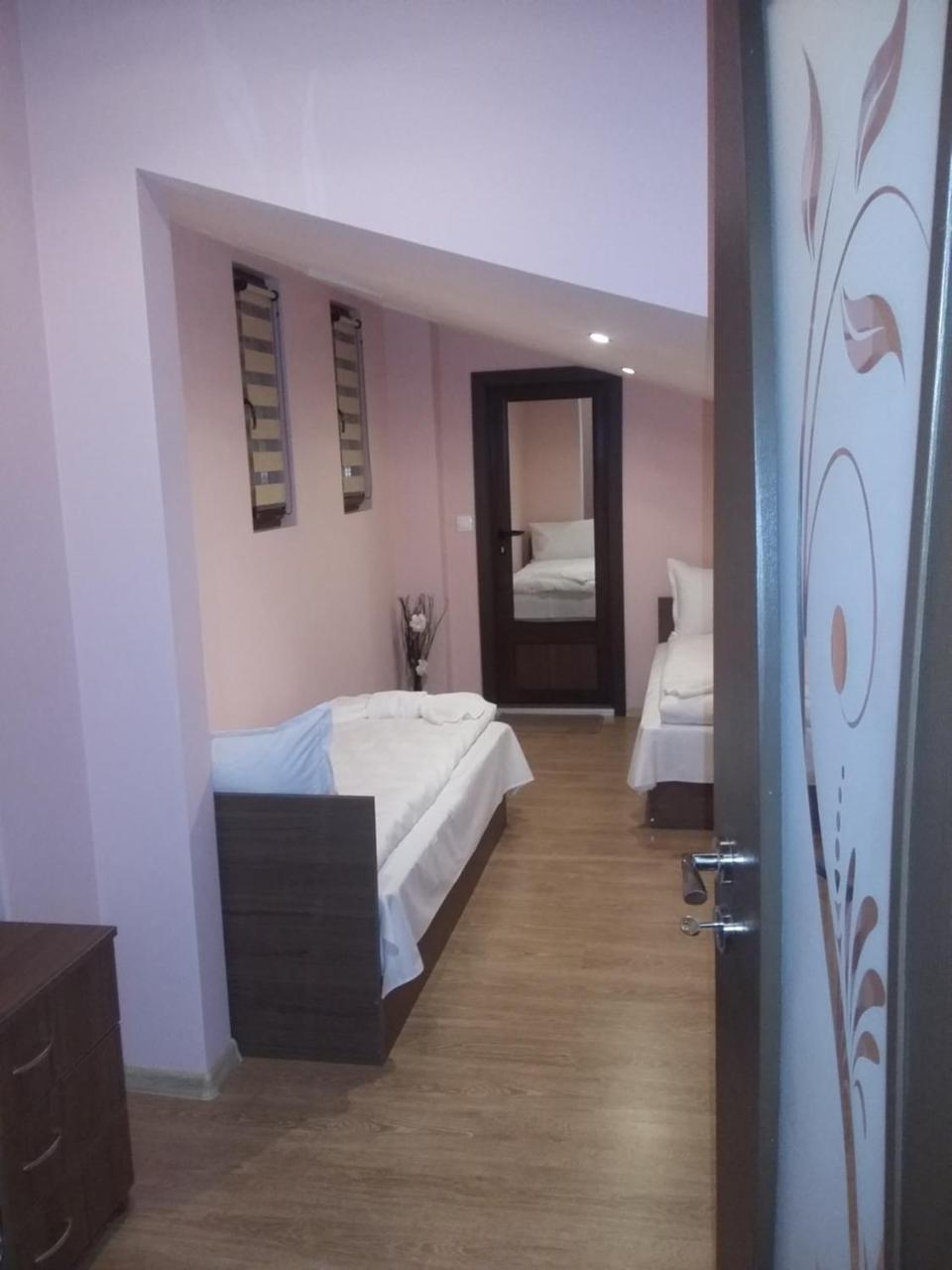 Guest House Ideal Saparewa Banja Zewnętrze zdjęcie